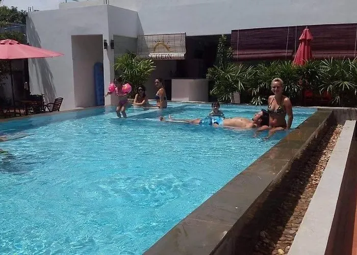 Rachna Mutita Residence 3*